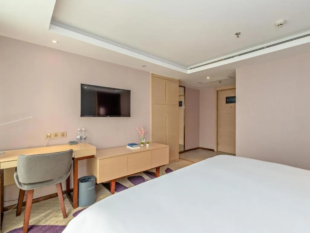 Bed in Lavande Hotels Guangzhou Baiyun Avenue North Metro Station