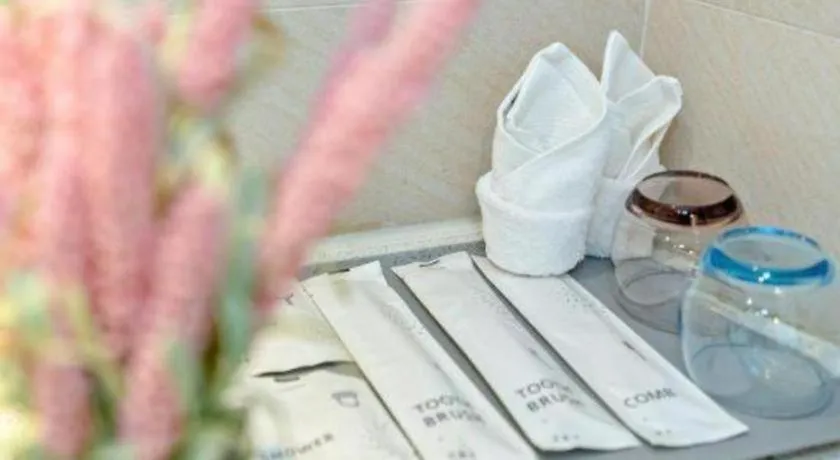 Lavande Hotels Guangzhou Baiyun Avenue North Metro Station