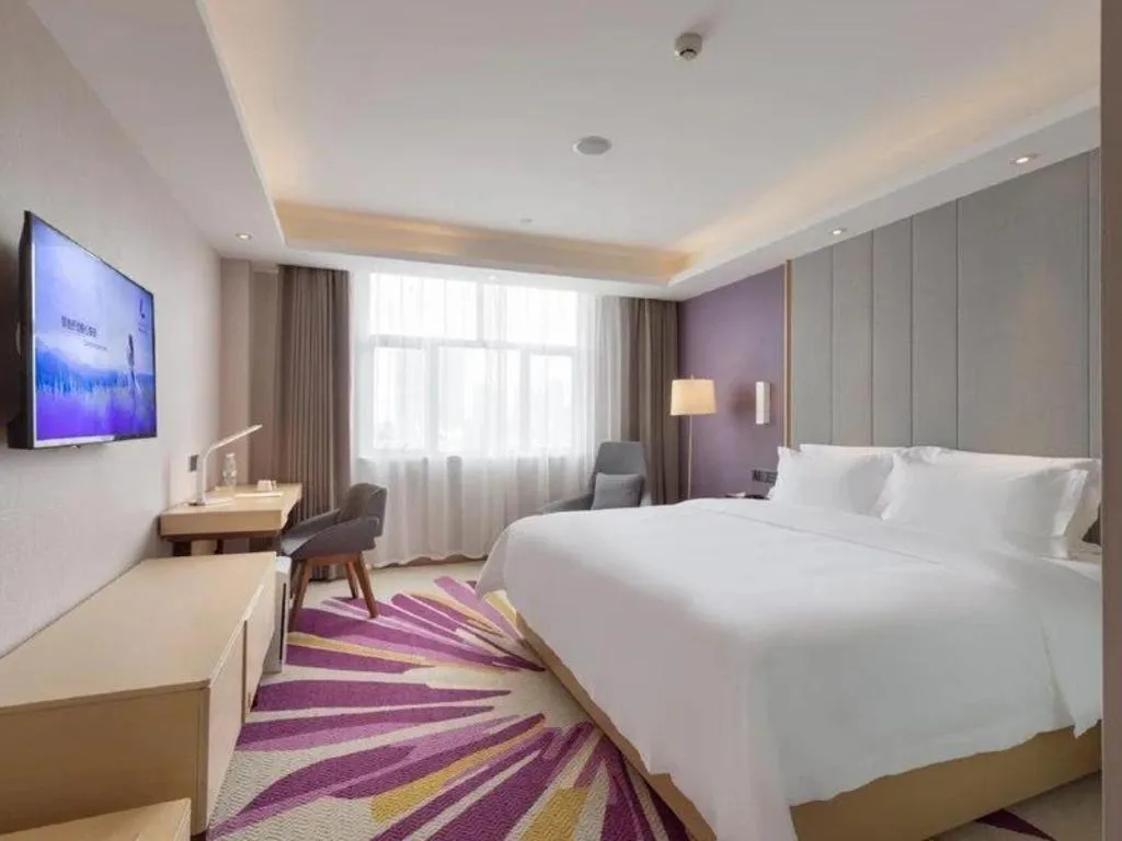 Bed in Lavande Hotels Guangzhou Baiyun Avenue North Metro Station