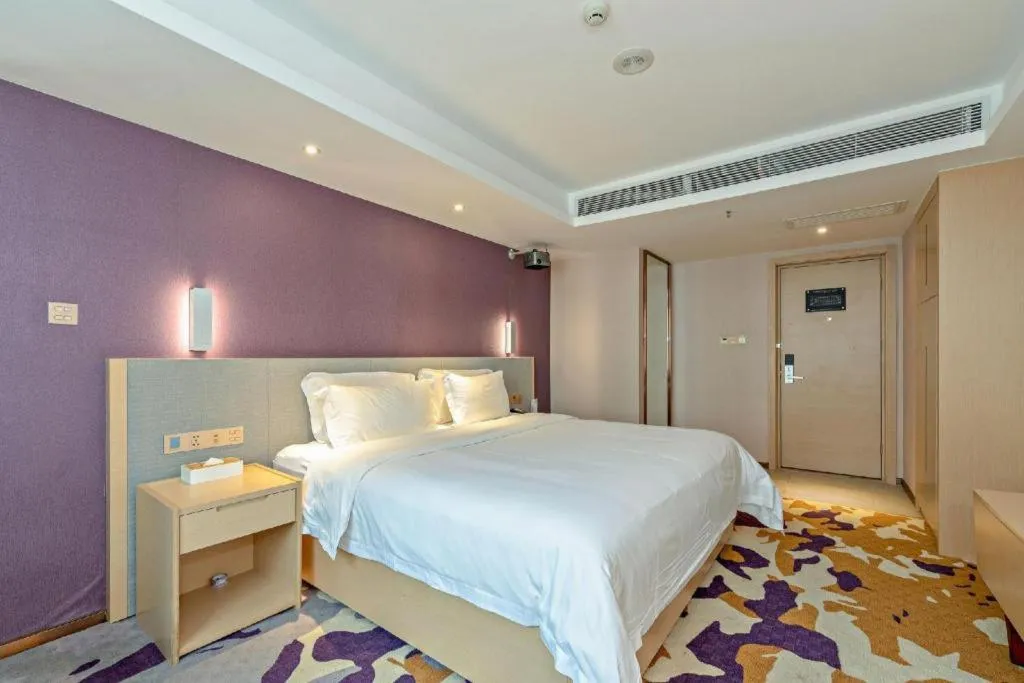 Bed in Lavande Hotels Guangzhou Baiyun Avenue North Metro Station