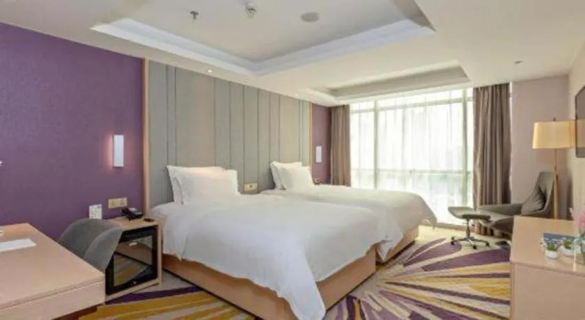 Bed in Lavande Hotels Guangzhou Baiyun Avenue North Metro Station