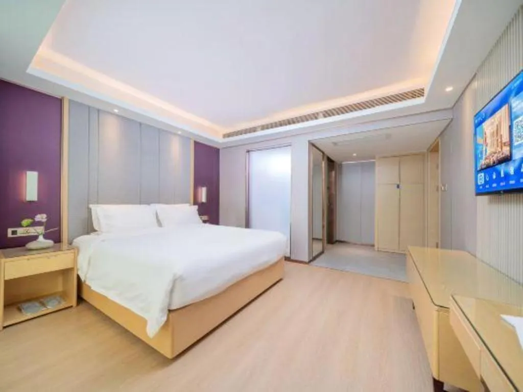 Bed in Lavande Hotels Guangzhou Baiyun Avenue North Metro Station