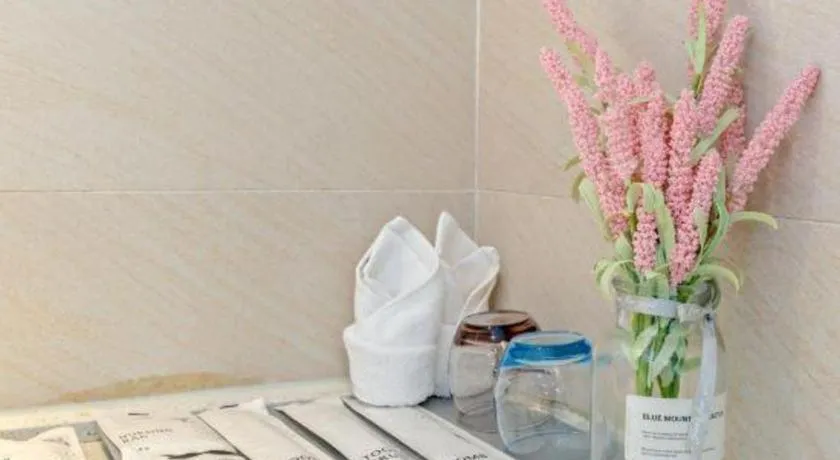 Lavande Hotels Guangzhou Baiyun Avenue North Metro Station