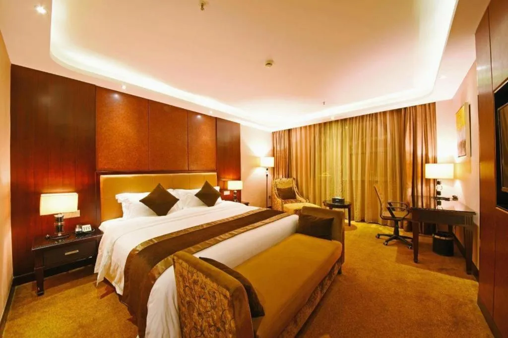 Bed in The Bmc Hotel