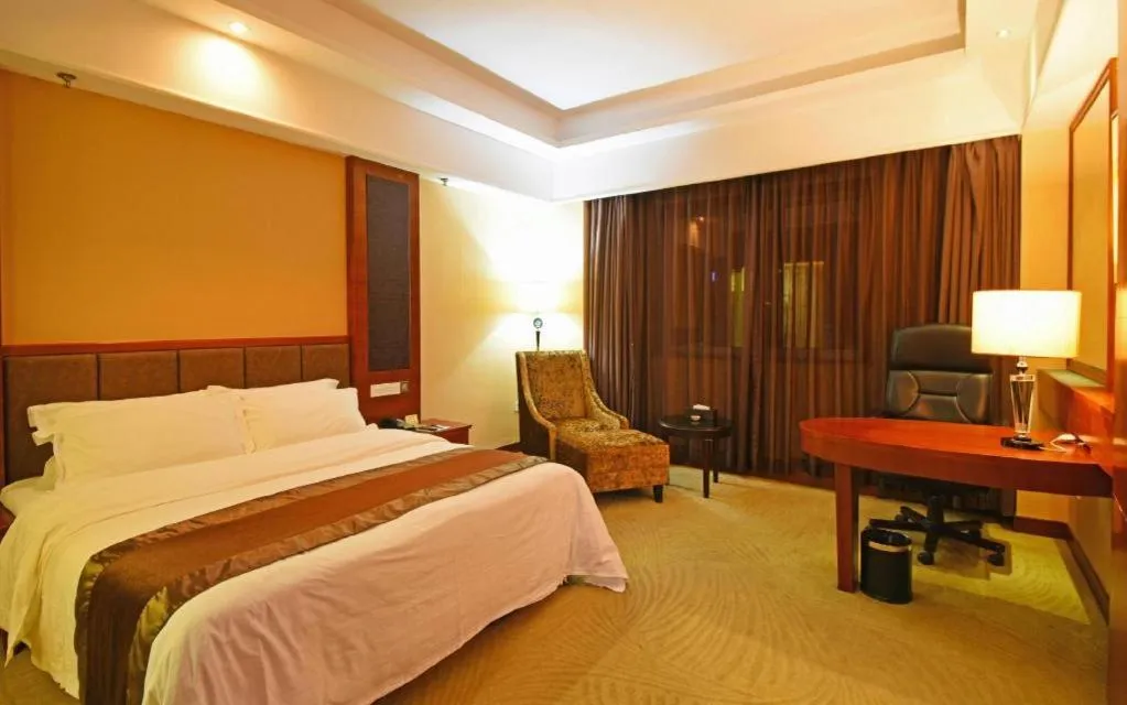 Bed in The Bmc Hotel