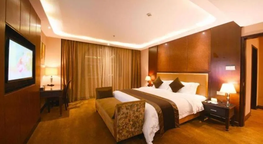 Bed in The Bmc Hotel