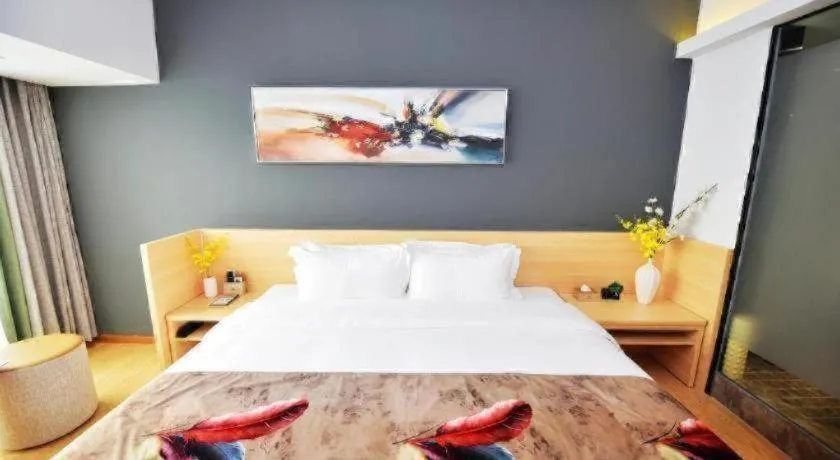 Bed in Mercure Styles Hotel Meizhou