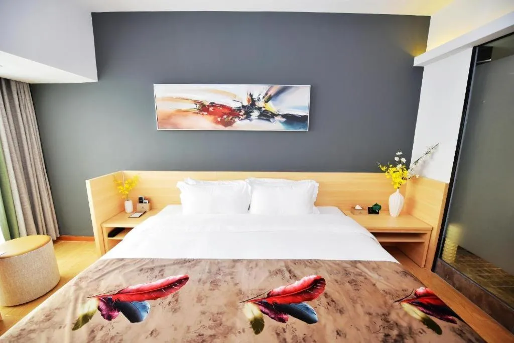 Bed in Mercure Styles Hotel Meizhou