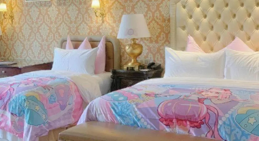 Bed in Wyndham Grand Plaza Royale Resort Nanjing