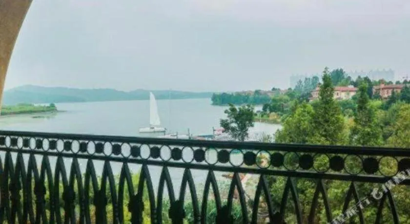 Wyndham Grand Plaza Royale Resort Nanjing