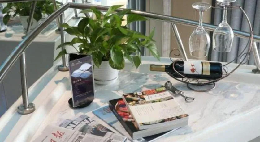 HuangMa holiday yacht view sea resort hotel