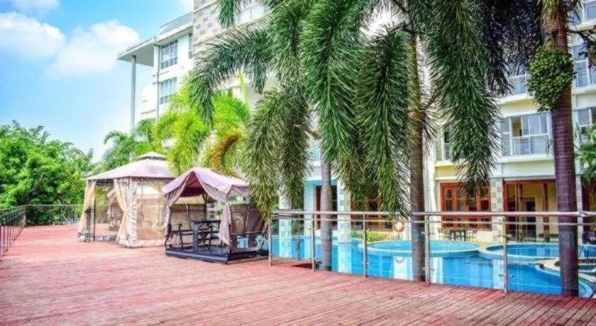 HuangMa holiday yacht view sea resort hotel