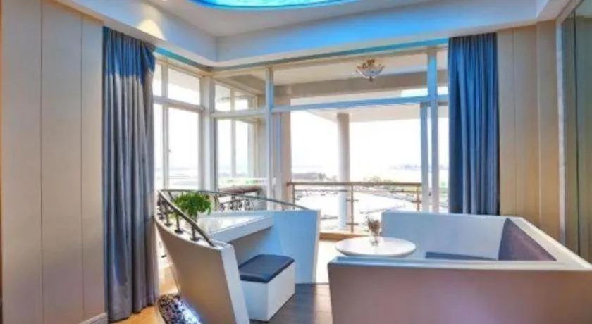 HuangMa holiday yacht view sea resort hotel