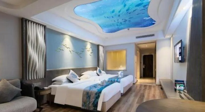 Bed in HuangMa holiday yacht view sea resort hotel