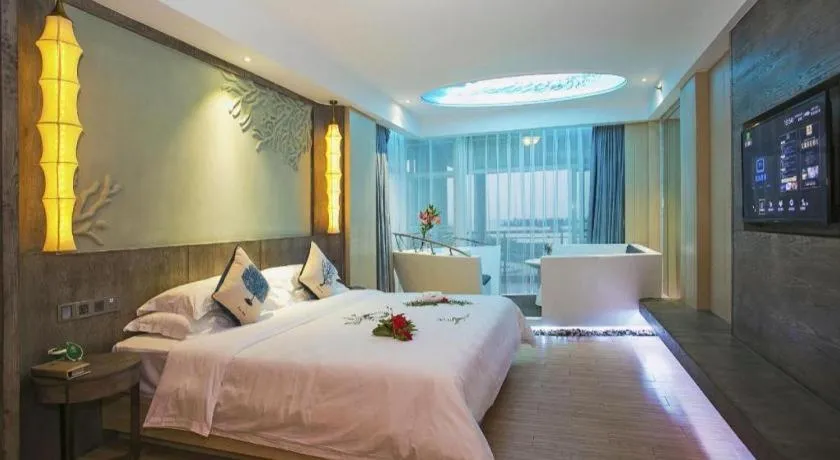 Bed in HuangMa holiday yacht view sea resort hotel