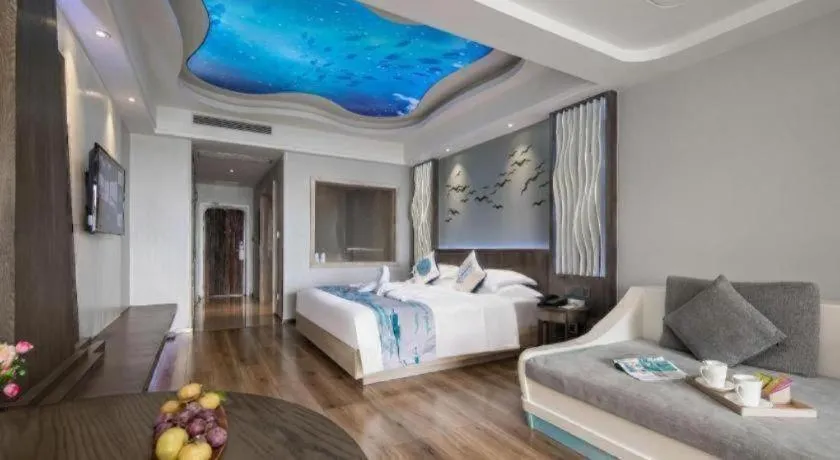 Bed in HuangMa holiday yacht view sea resort hotel