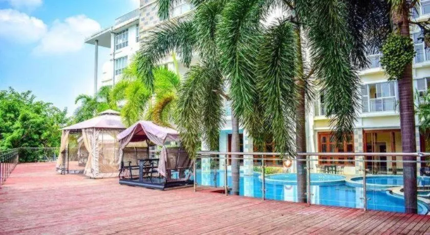 HuangMa holiday yacht view sea resort hotel