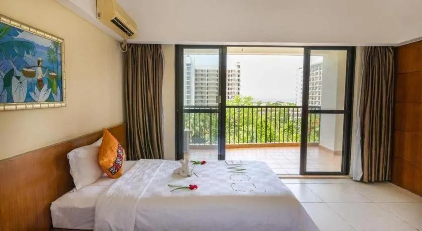 Bed in Yuhai International Resort Hotel