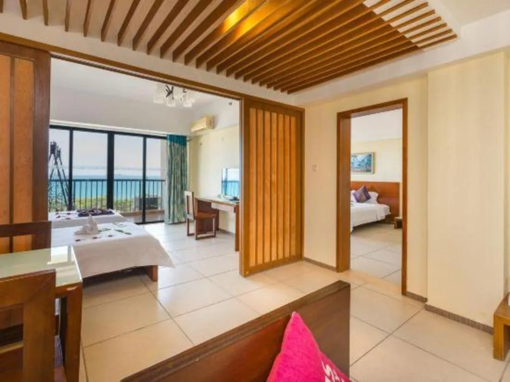 Bed in Yuhai International Resort Hotel