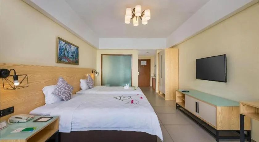 Bed in Yuhai International Resort Hotel