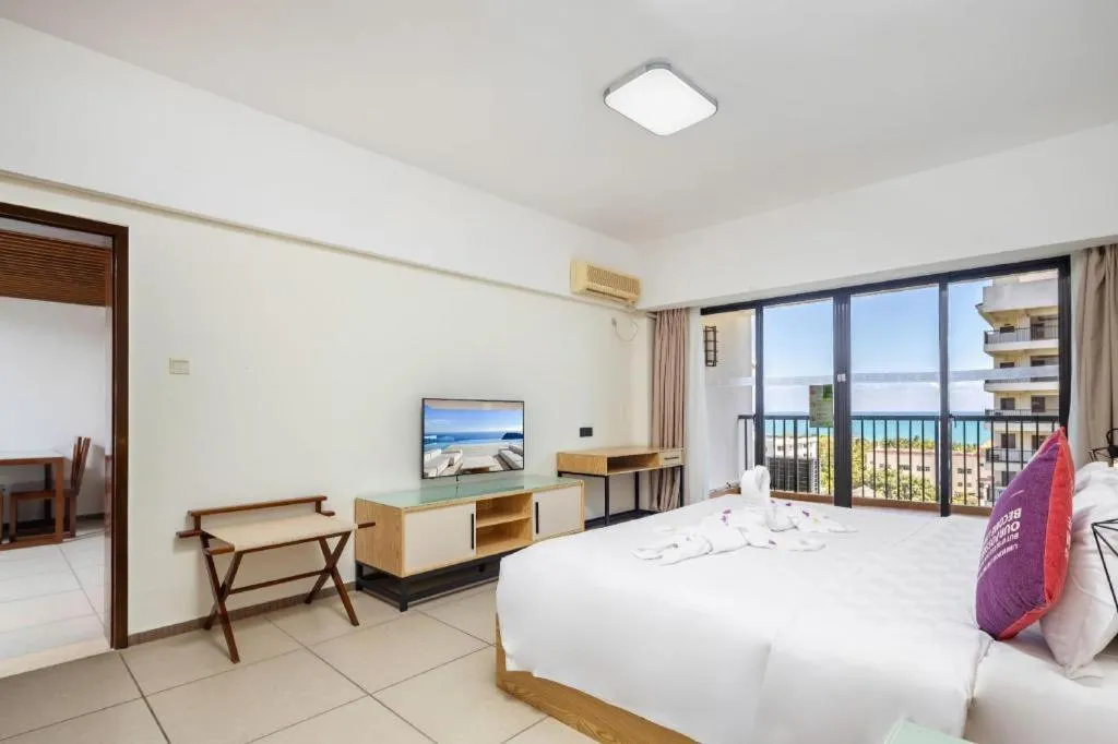 Bed in Yuhai International Resort Hotel