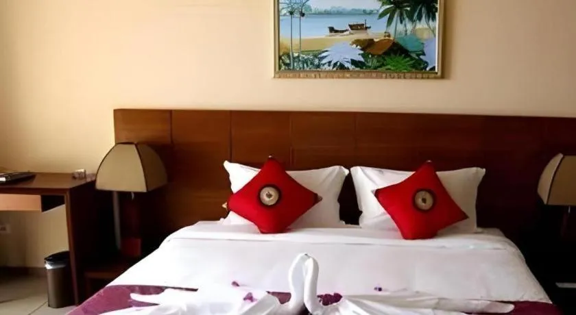 Bed in Yuhai International Resort Hotel