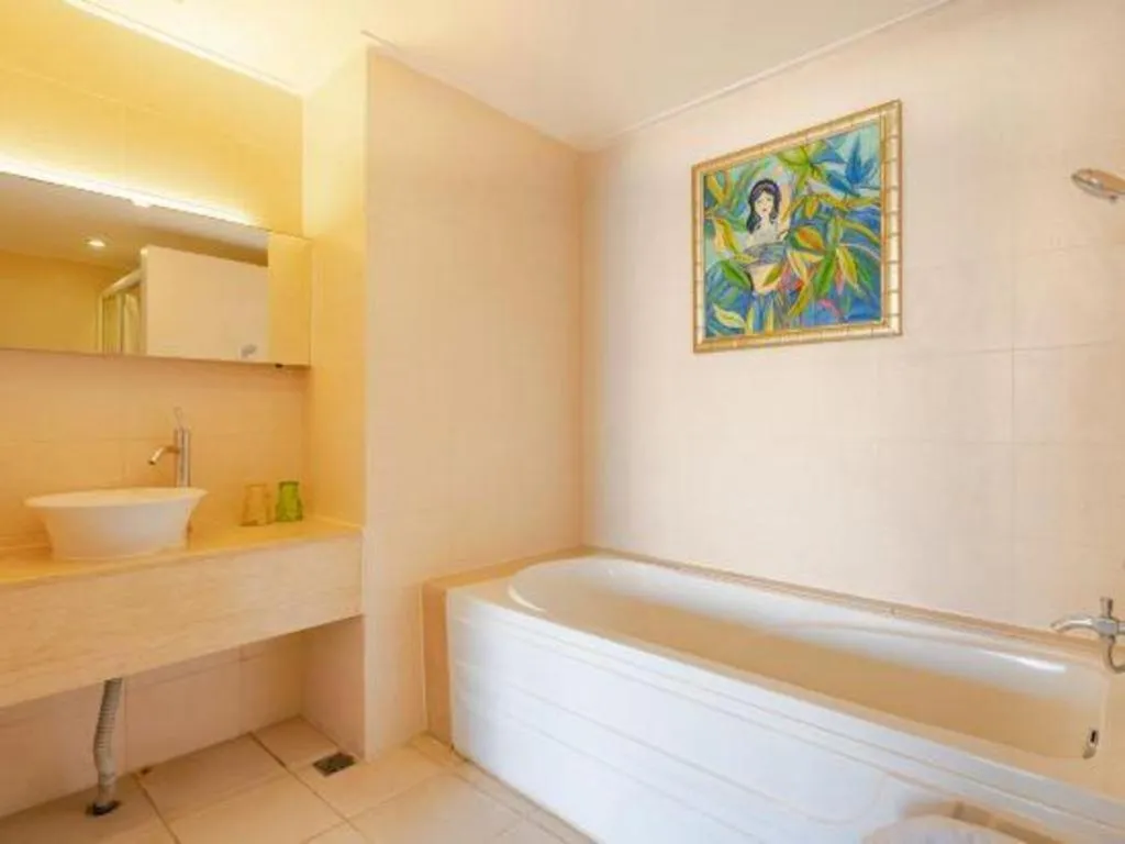 Yuhai International Resort Hotel