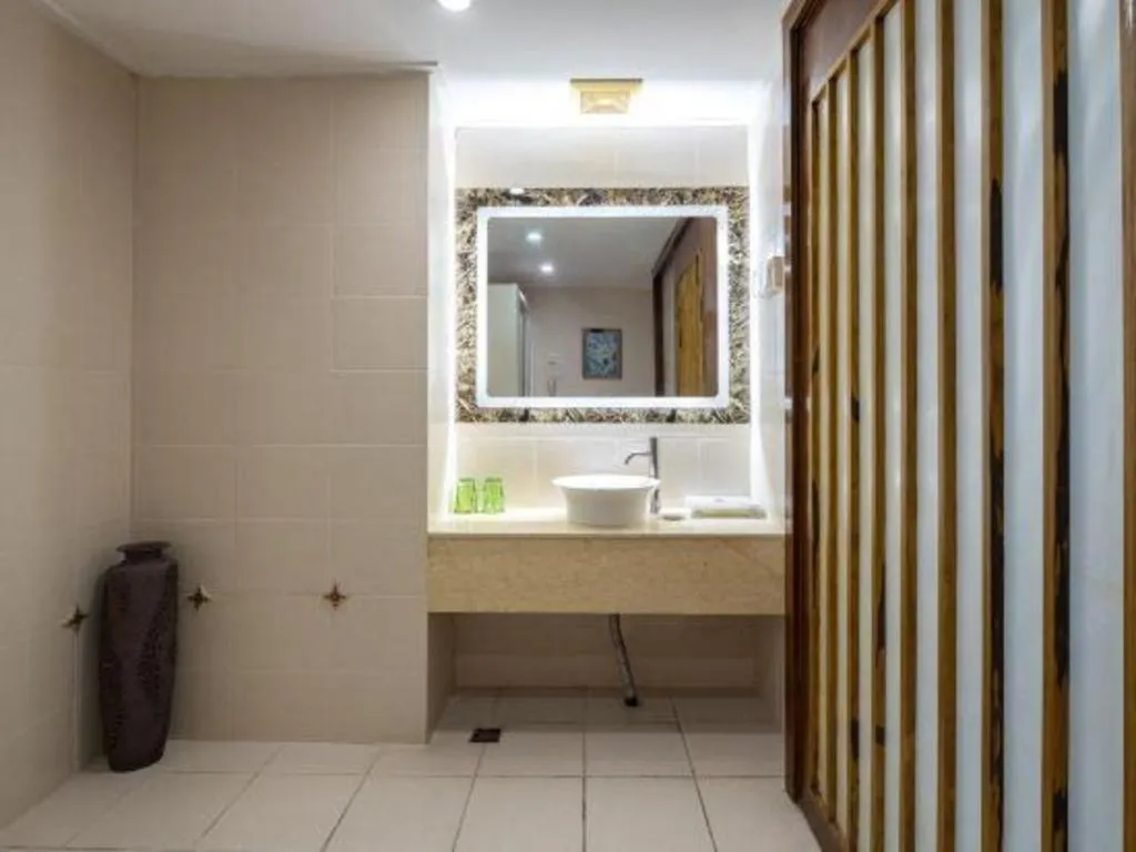 Yuhai International Resort Hotel