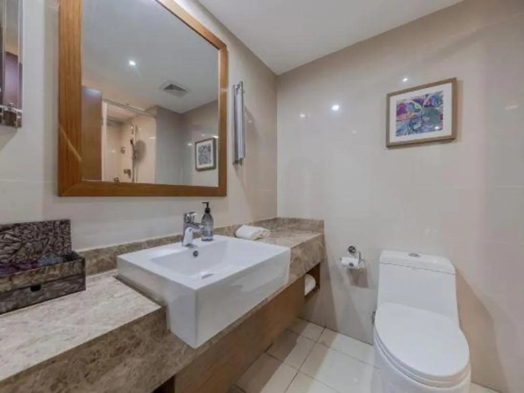 Yitel Hotel Shanghai Hongqiao Linkong Industrial Park Songhong Road Metro Station