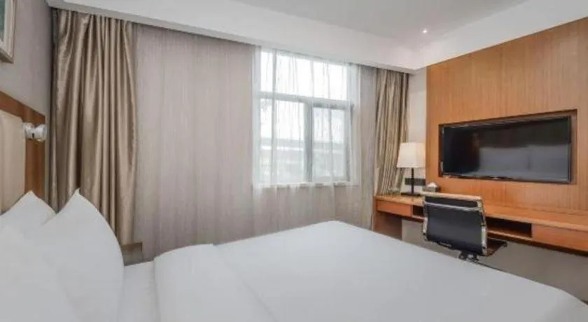 Bed in Yitel Hotel Shanghai Hongqiao Linkong Industrial Park Songhong Road Metro Station