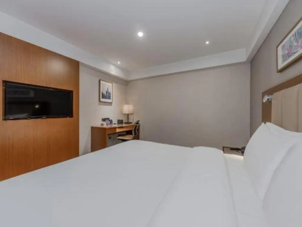 Bed in Yitel Hotel Shanghai Hongqiao Linkong Industrial Park Songhong Road Metro Station