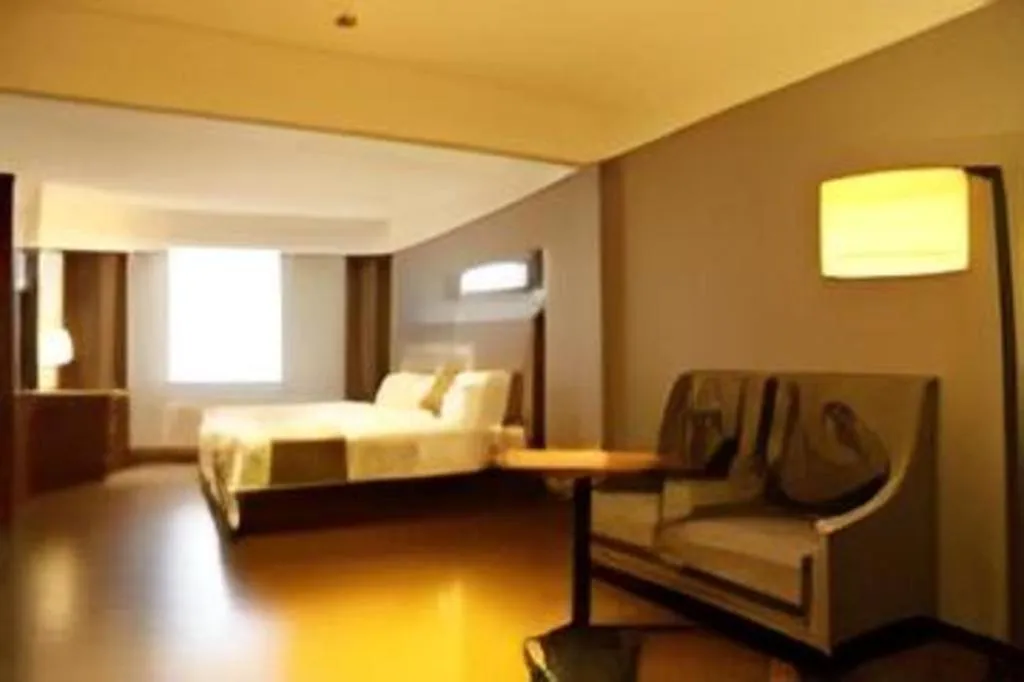 Bed in Yitel Hotel Shanghai Hongqiao Linkong Industrial Park Songhong Road Metro Station