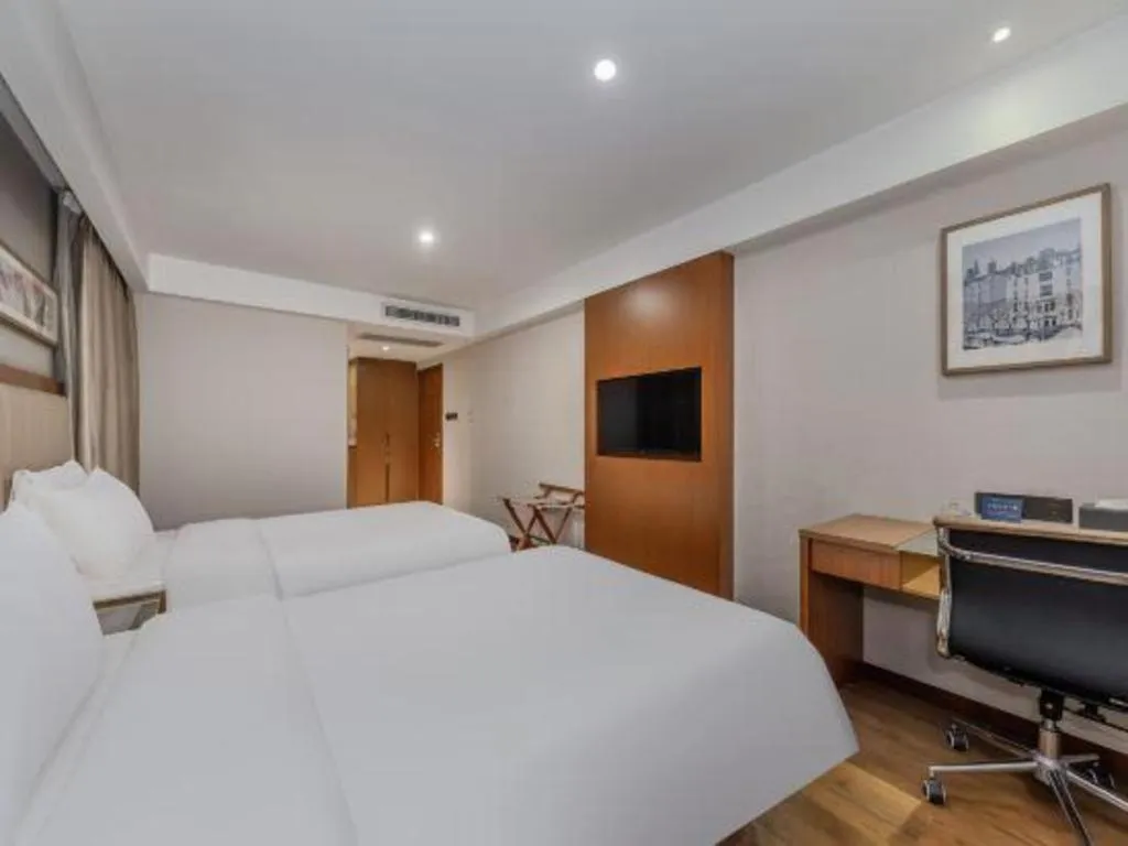 Bed in Yitel Hotel Shanghai Hongqiao Linkong Industrial Park Songhong Road Metro Station