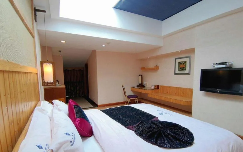 Bed in Shaoguan Palace International Resorts