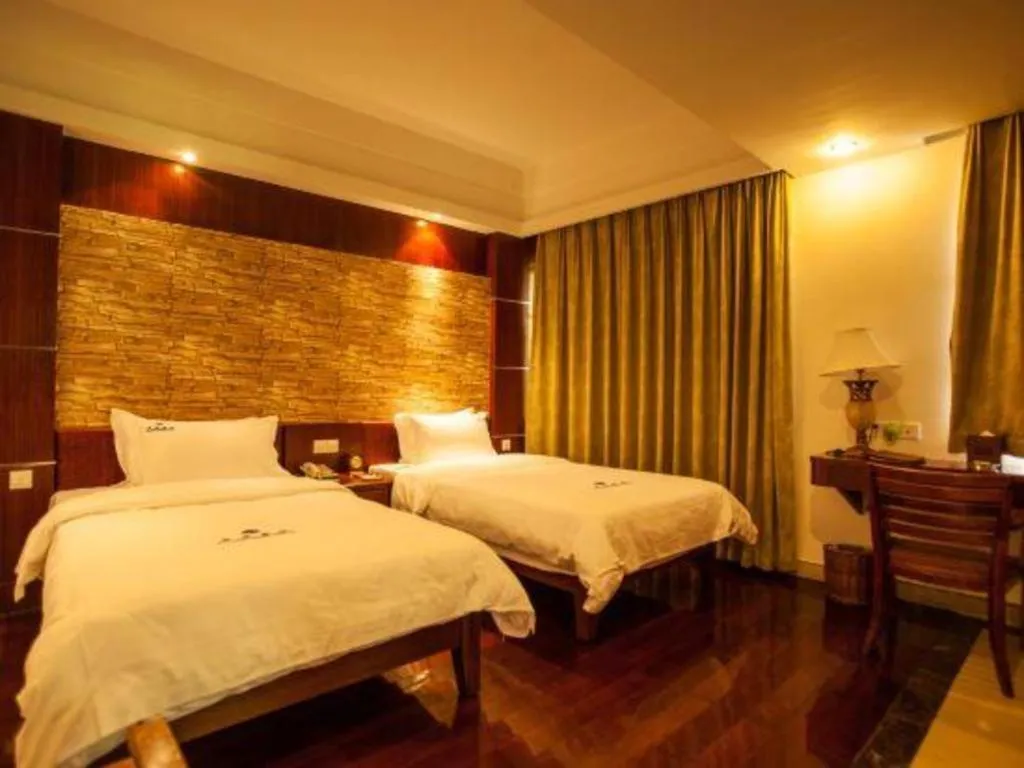 Bed in Shaoguan Palace International Resorts
