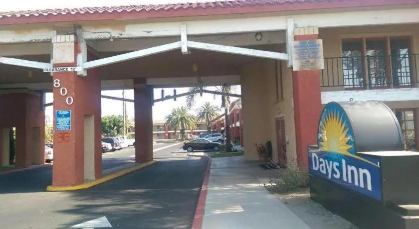 Days Inn by Wyndham Hemet