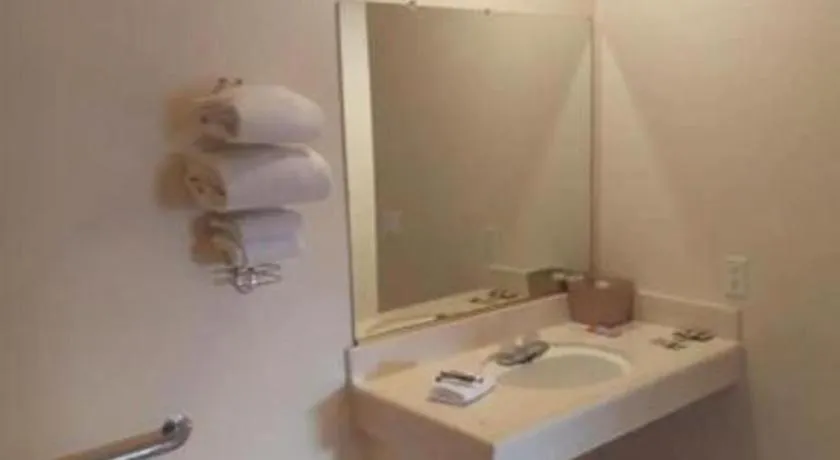 Days Inn by Wyndham Hemet