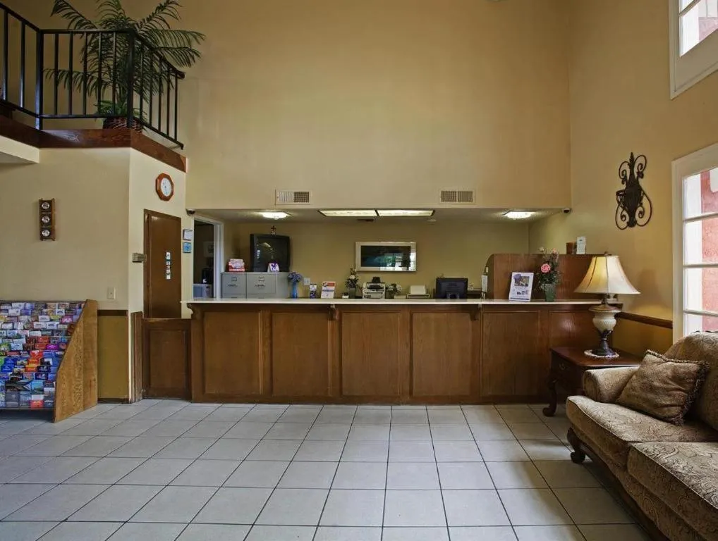 Days Inn by Wyndham Hemet