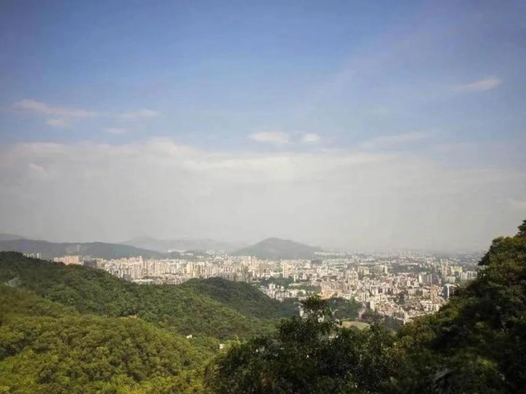 Lavande Hotels·Guangzhou Jiahe Wanggang Metro Station