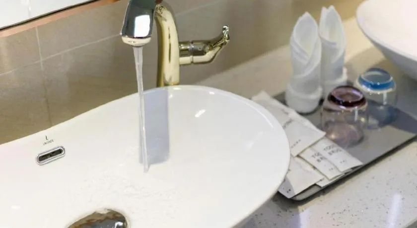 Lavande Hotels·Guangzhou Jiahe Wanggang Metro Station