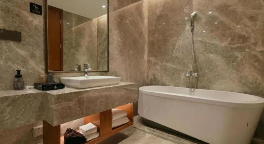 Ramada Encore by Wyndham Wuhan Caidian