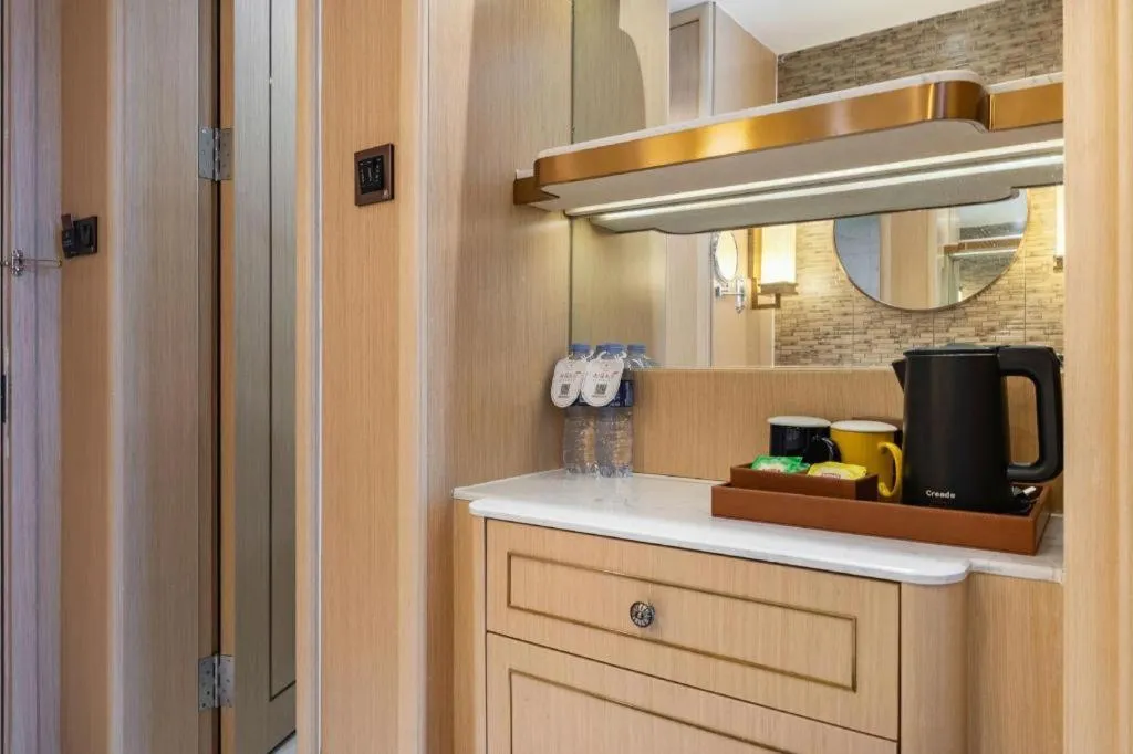 Metropolo Hotel YunNan Shangri-la Karma Dan Songzanlin Temple