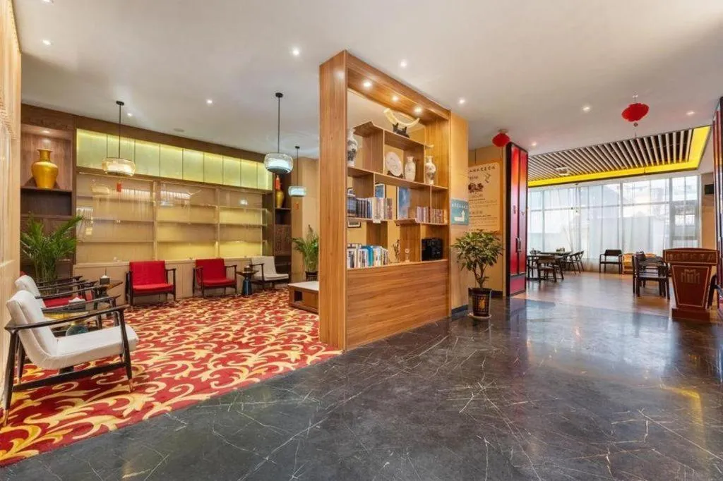 Metropolo Hotel YunNan Shangri-la Karma Dan Songzanlin Temple