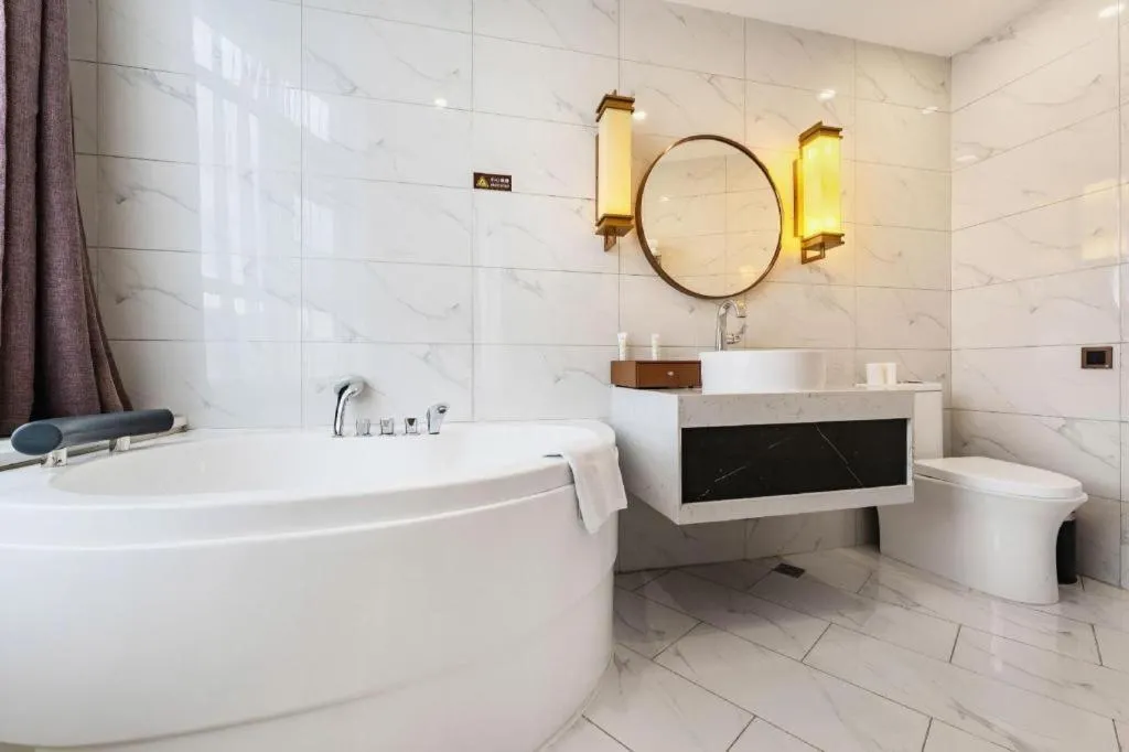 Metropolo Hotel YunNan Shangri-la Karma Dan Songzanlin Temple