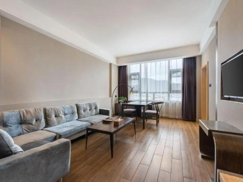 Metropolo Hotel YunNan Shangri-la Karma Dan Songzanlin Temple