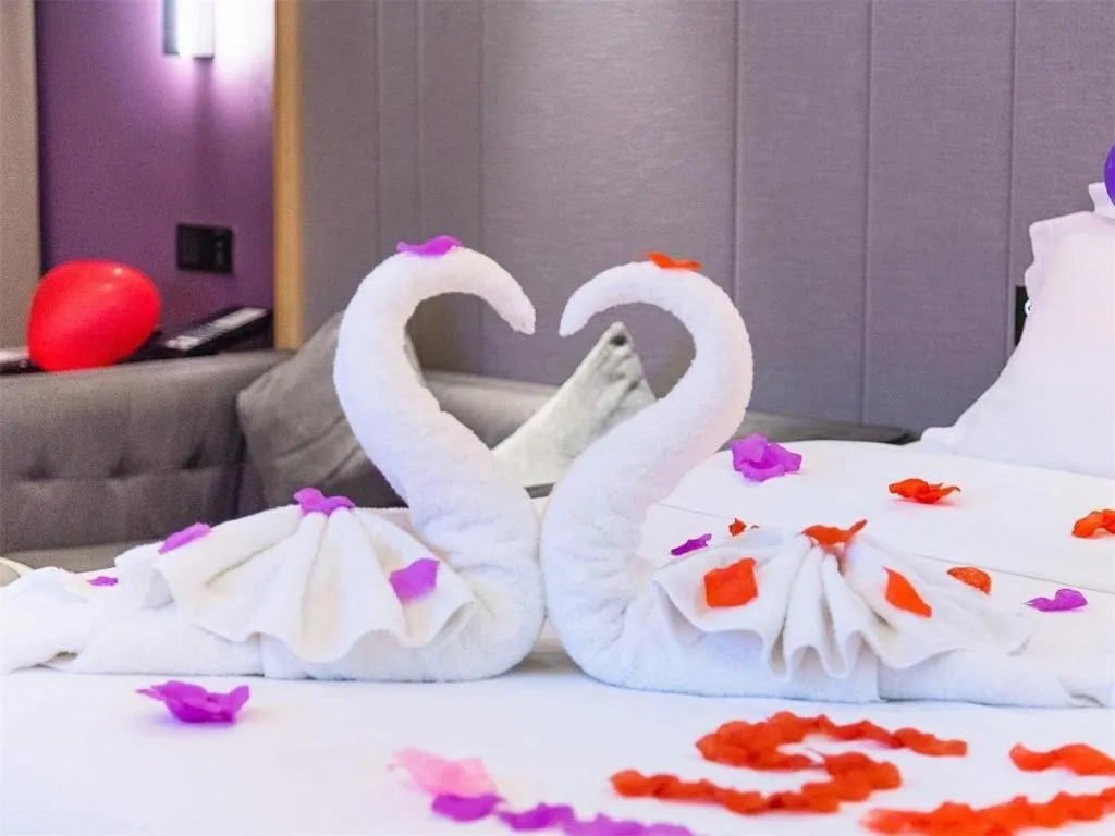 Bed in Lavande Hotel·Guilin Yangshuo Xi Street