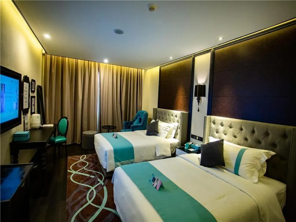 Bed in Xana Hotelle Lhasa Potala Palace Beijing Middle Road