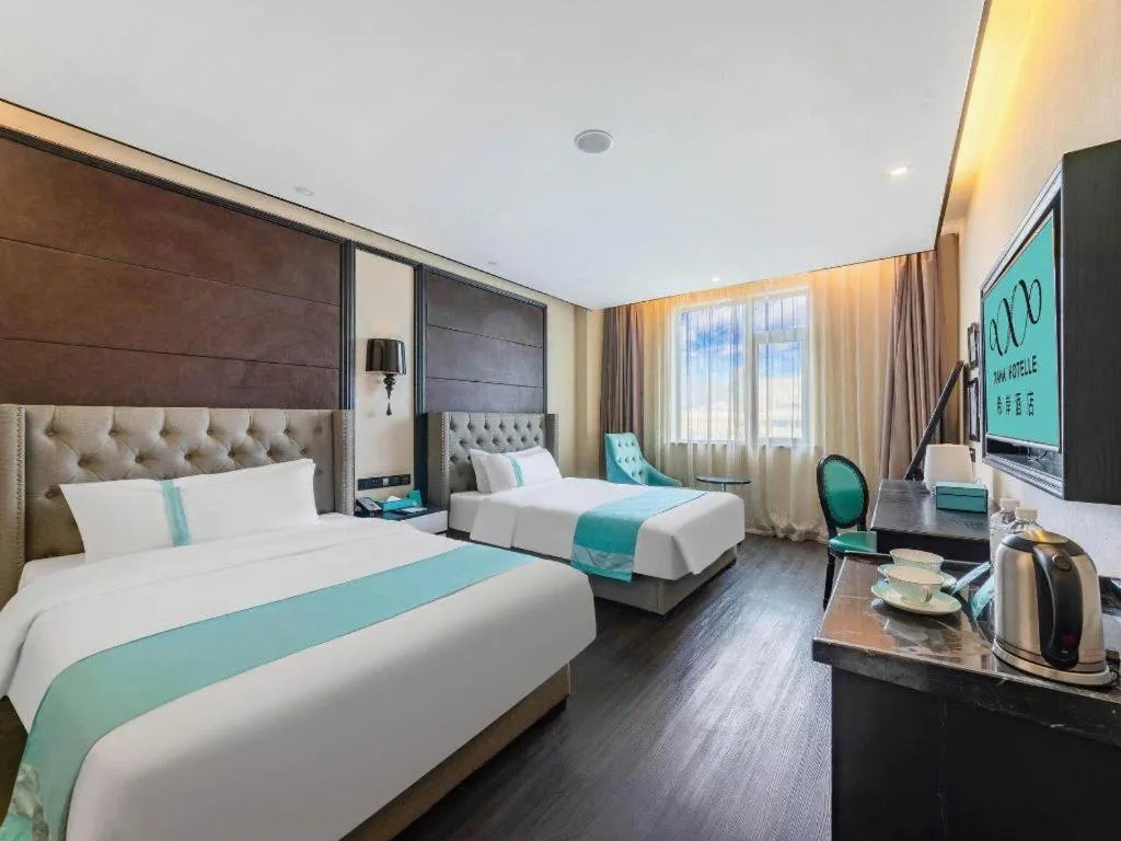 Bed in Xana Hotelle Lhasa Potala Palace Beijing Middle Road