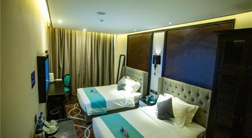 Bed in Xana Hotelle Lhasa Potala Palace Beijing Middle Road