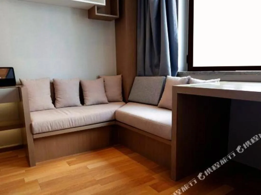 Hujialou Hot Spring Hotel